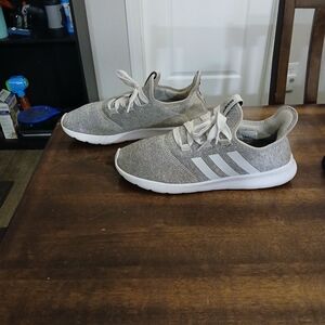 Light Gray Adidas Sneakers - 81/2